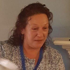 Meet your Posher, Claudia